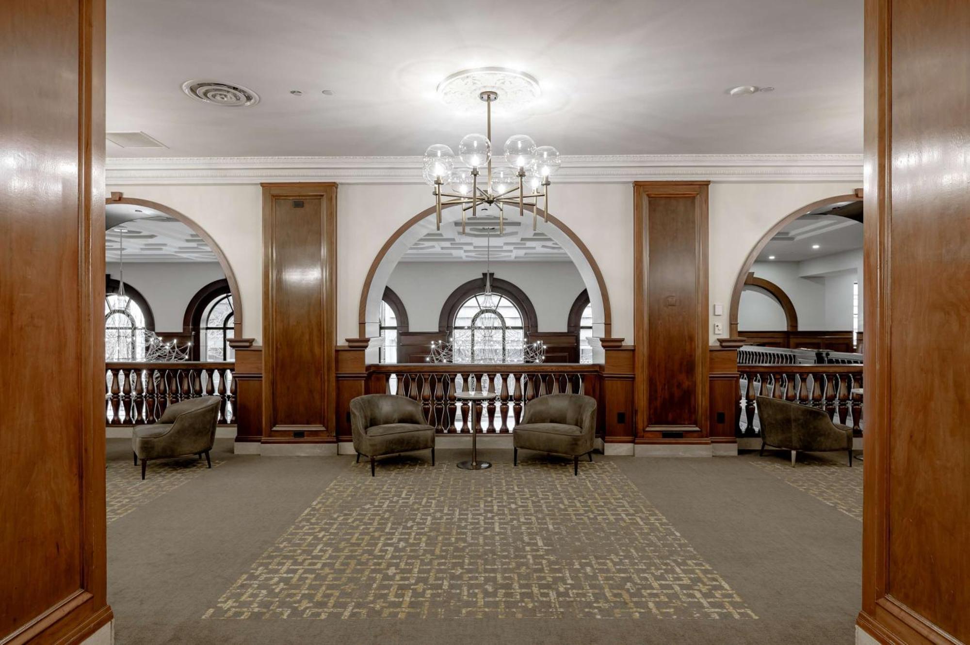 Hotel Fort Des Moines, Curio Collection By Hilton Екстериор снимка